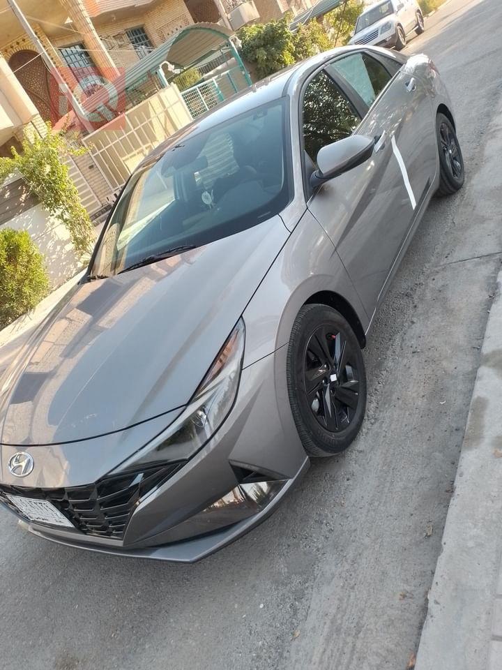 هیوندای ئەلەنترا